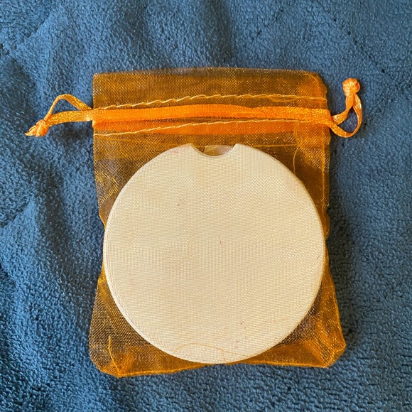 🆕Pink Daisy Absorbent Car Coasters 2 Pack, Auto Coasters for Cup Holders 🆕 - Picture 6 of 7